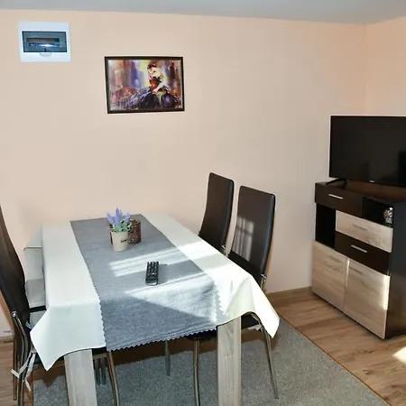 Тодоров Дом, Приземен Етаж Под Наем Apartment