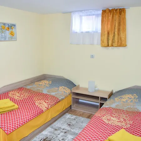 Apartment Тодоров Дом, Приземен Етаж Под Наем *